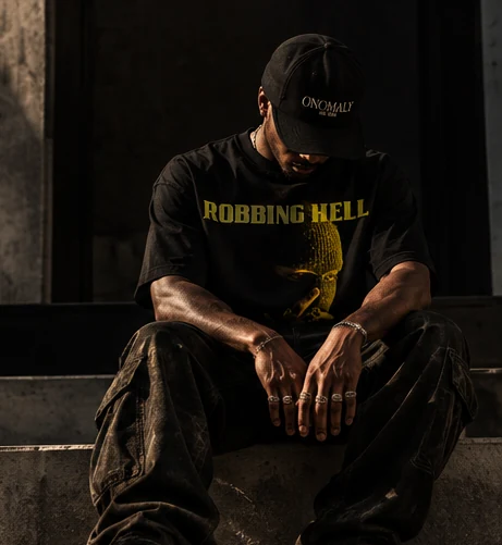 ROBBING HELL TEE — Onomaly campaign lifestyle image